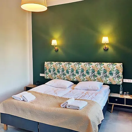 Bed & Breakfast Moryn 3*