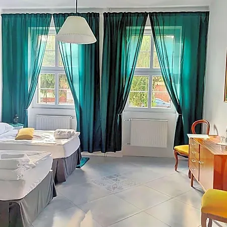 Bed & Breakfast Willa Moryn 3*